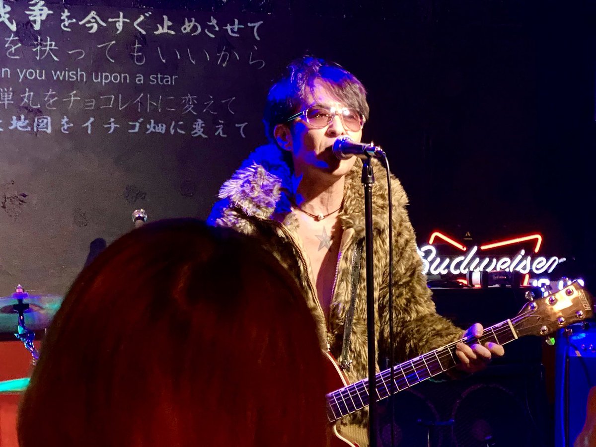 the69sin's tweet image. THANKS FOR COMING!!! 

12月24日(sun)
新宿UNDERGROUND Azzitto
『極東クリスマス前夜』

-the69 setlist-
１.12月ノ星
２.星に願いを
３.ROCK AND ROLL
４.おしゃれキャット
５.LOVE SICK BLUE
６.サヨナラベイベー
７.HAPPY X'MAS
 ／JOHN LENNON
８.MY WAY
 ／SID VICIOURS

#thanksforcoming