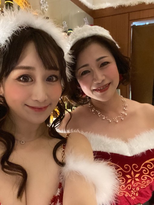 メリークリスマス🎅 ラビリンスで待ってるよ🎄🎁  来てくれないと😆寂しぃーよ❤️ https://t.co/v5b8Bx8gd0<a href="/tag/yumikazama"class="tags"><span>#yumikazama</span></a><a href="/tag/maki_tomoda"class="tags"><span>#maki_tomoda</span></a><a href="/tag/chisato_shoda"class="tags"><span>#chisato_shoda</span></a>