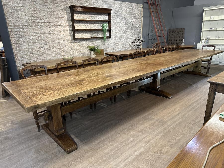 AntiqueTables1's tweet photo. Magnificent Figured Ash Two Plank Top Refectory Table 

https://t.co/2pySQfGpyX

#refectorytable #toprefectorytable #antiquerefectorytable #antique #furniture #interiordesign #decor https://t.co/TKbCRZjt4Z