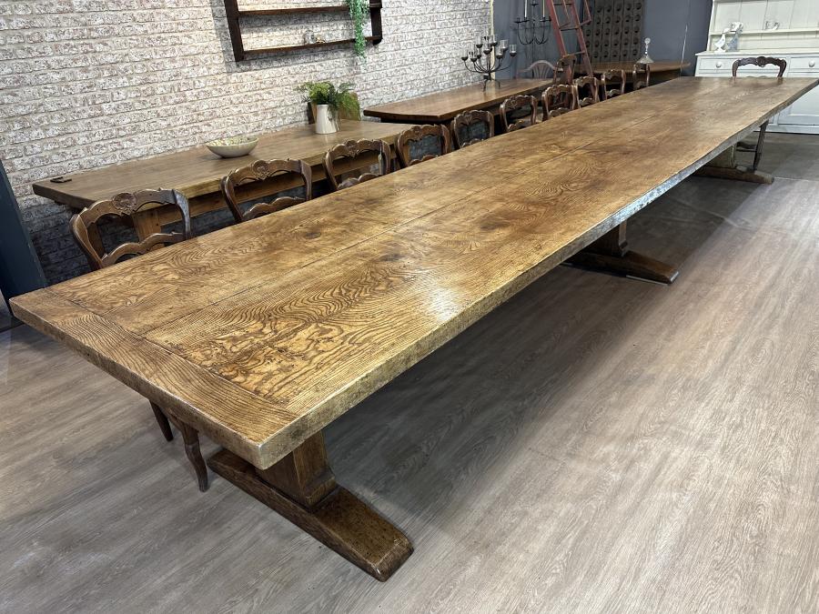 AntiqueTables1's tweet photo. Magnificent Figured Ash Two Plank Top Refectory Table 

https://t.co/2pySQfGpyX

#refectorytable #toprefectorytable #antiquerefectorytable #antique #furniture #interiordesign #decor https://t.co/TKbCRZjt4Z