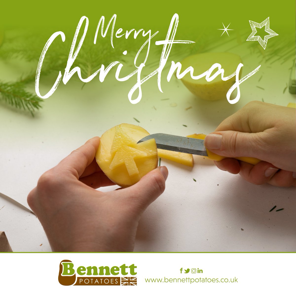 BennettPotatoes's tweet image. On behalf of everyone at Bennett Potatoes, we'd like to wish you all a very Merry Christmas.🎄✨ Today may your roast potatoes be golden, crispy and fluffy on the inside. 🥔😊