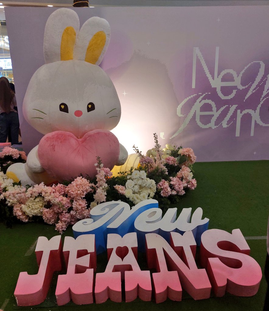 luckysonelf's tweet image. New Jeans~~

#NewJeans #LINEFriend