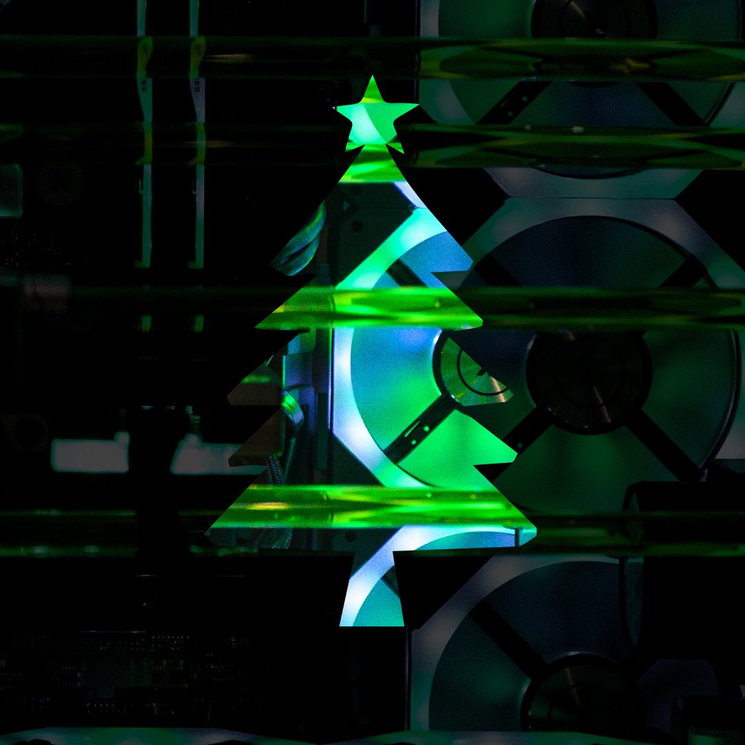 eNatBootcamp's tweet image. 🎄💥 Merry Christmas and happy Holidays, Enat Gamers!
As we plant the bomb of joy, find our Aegis of cheer, and aim for the headshots of happiness, #TeamEnat sends you winning wishes this festive season! 🌟 

#MerryChristmas #eNatBootcamp #EnatGG
