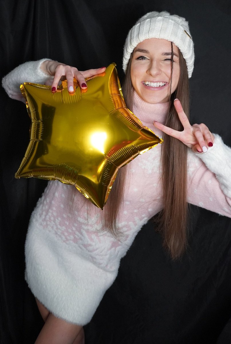 Merry Christmas Everyone 🎄🔥 hope you all have nice and cozy Christmas 🥰