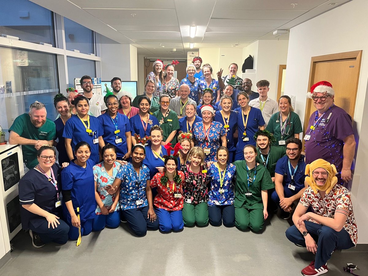 NBT ED ACP (@nbtacp) on Twitter photo Good morning folks. Wishing you a very happy Christmas from the day shift team <a href="/NorthBristolNHS/">North Bristol NHS Trust</a> Emergency Department. Good morning folks. Wishing you a very happy Christmas from the day shift team <a href="/NorthBristolNHS/">North Bristol NHS Trust</a> Emergency Department.