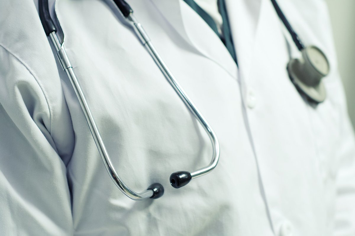 SEMERGENap's tweet photo. 👉"¿El número de plazas en Urgencias va a ir en detrimento de las plazas de médicos de familia que se oferten?" 
👉"¿Los médicos que ya hacemos guardias también vamos a obtener el título? Es algo que hay que definir muy bien". 
José Polo, Pdte. de SEMERGEN.
https://t.co/thlAqQtD3G