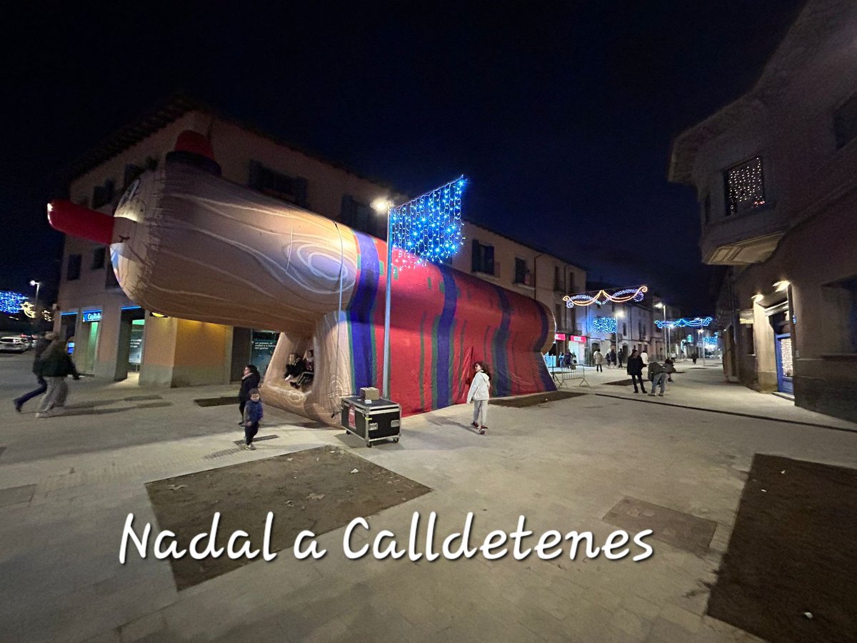 CalldetenesCS's tweet photo. Bon Nadal! https://t.co/kE7SDKZbCT