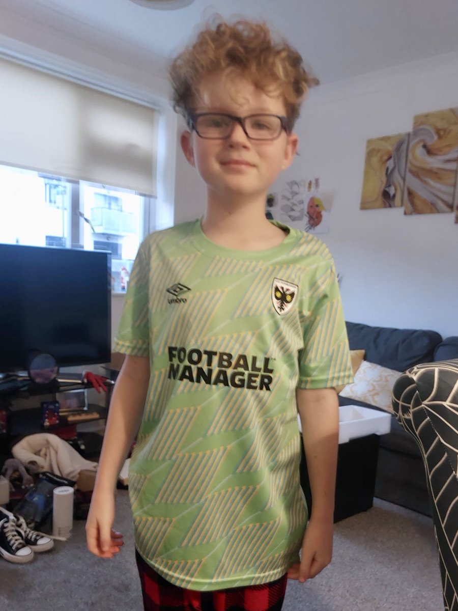 Paul Hide tweet media