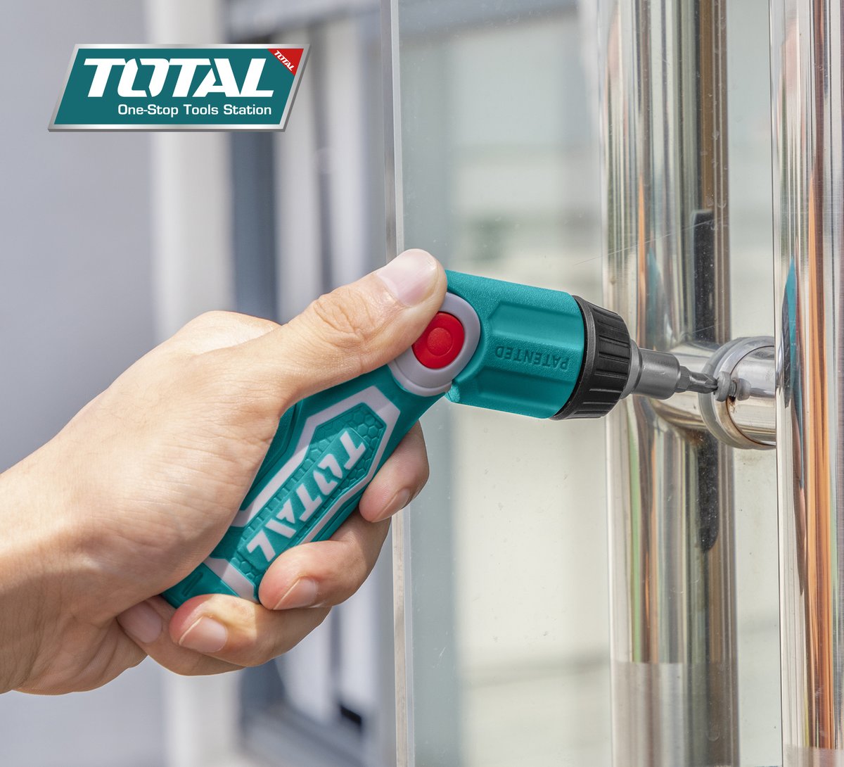 TotalTools_'s tweet photo. Different types of screwdrivers meet your various usage scenarios and different habits.

https://t.co/jfU8QRpiHu

#TOTAL #tools #handtools #powertools #workshop https://t.co/hyBiPLsYfK