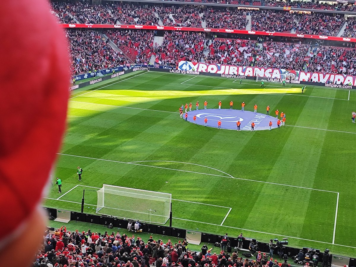 CholoMorata's tweet photo. All I Want For Christmas Is You!
Feliz Navidad desde la Peña @CholoMorata #NavidadRojiBlanca #AúpaAtleti #ForzaAtleti https://t.co/1vJPYXG3nR