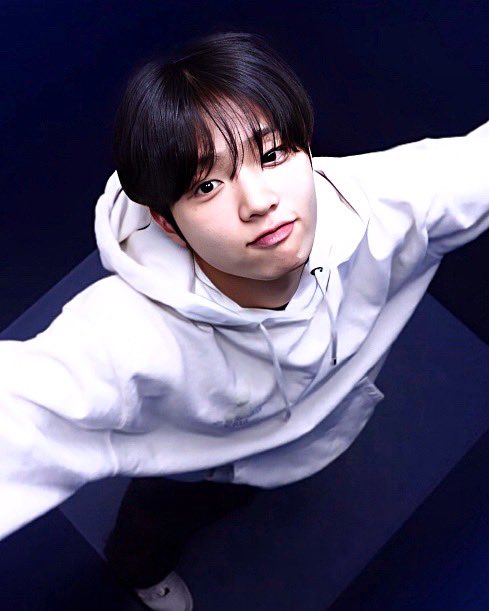 sondp_store's tweet photo. 231225 동표 네컷사진
#손동표 #미래소년 https://t.co/nVfb7qa5tN