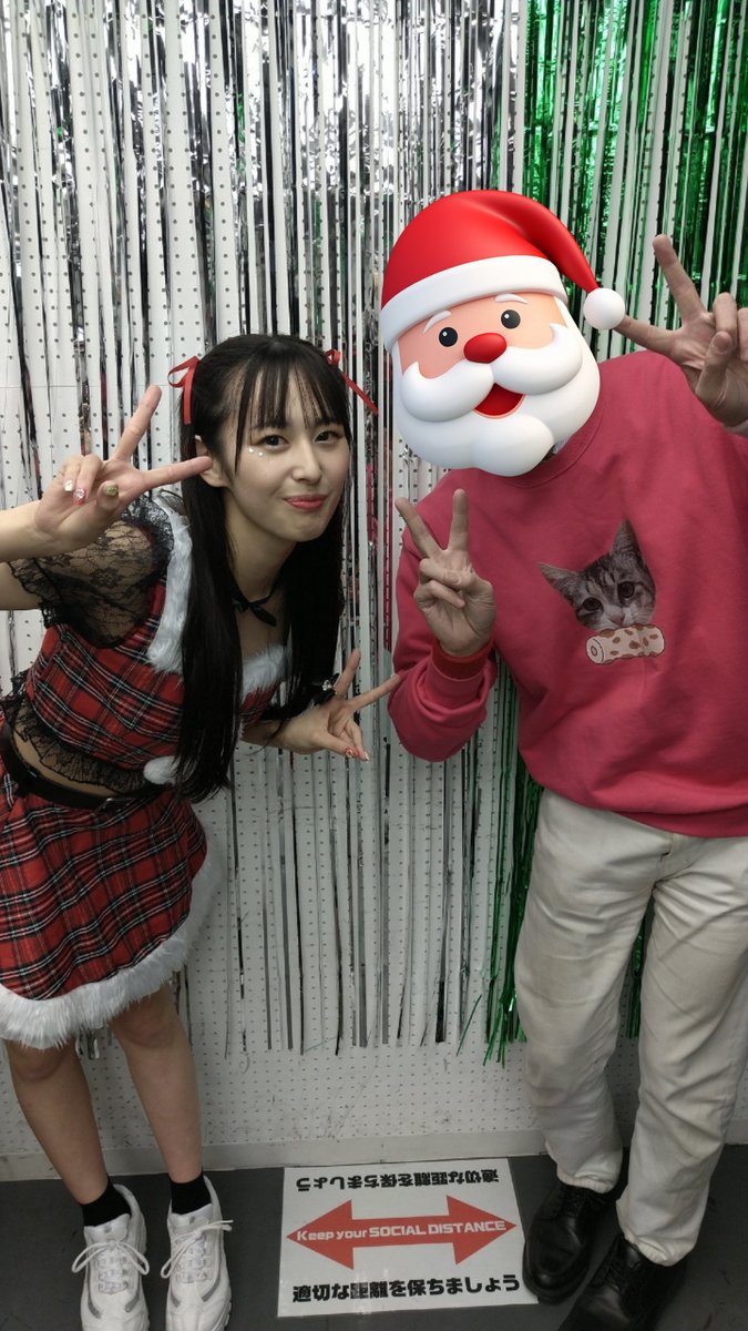 takeoueda1's tweet photo. #WALLOP CHRISTMAS PARTY 2023
（続き）

#Symdolic 以外のメンバーも今日は厳選！
ただ里奈ちゃん💚に関しては厳選メンバーから漏れてたけど強烈なアイコンタクトで来いと圧をかけられたのでつい…😅

#notall
#夏井るな 🧡

#Shupines
#藤乃さや 💜

#paslil
#朝日ゆきの 💙
#滝本里奈 💚 https://t.co/JsvkJARt33