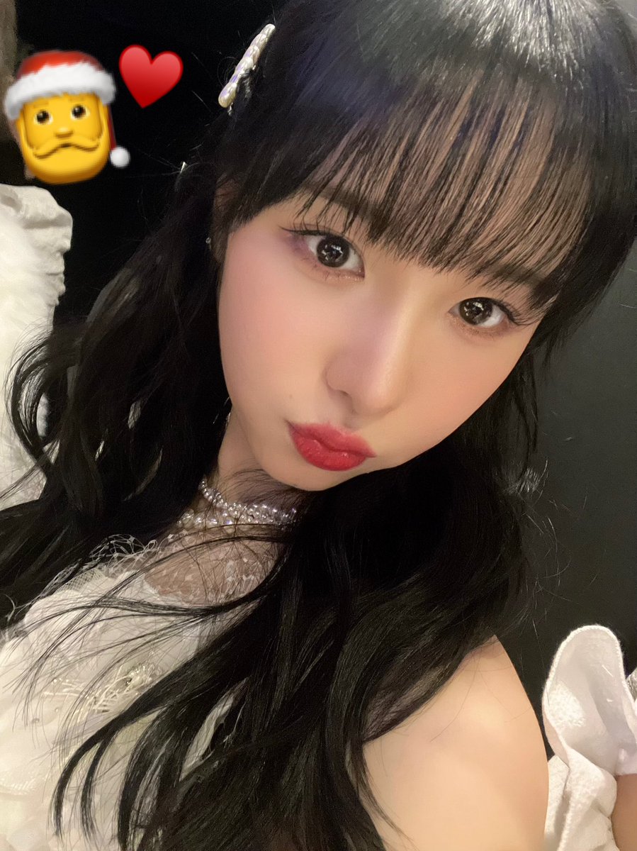 frpinkfantasy's tweet photo. 『 🐦 』‒  231225 

➵ 🐣 : Joyeux Noël 🎅🏻🎄♥️ et Happy Daewang Day🐰💚🎉❣️

 ; A🦊

—————
✿ #PINKFANTASY #핑크판타지 #MOMOKA #모모카 ✿ https://t.co/DrGkmQhZbG