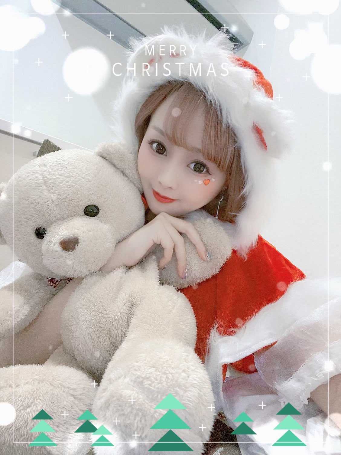 GCM1cd_b0AAoinQ?format=jpg&name=orig