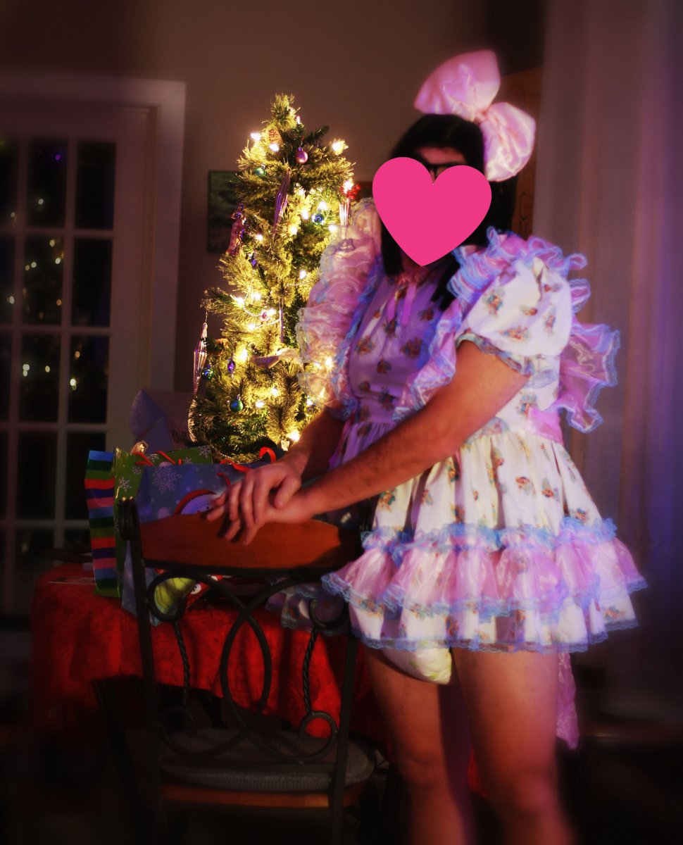 augiejones2's tweet photo. My Christmas Morning Photoshop https://t.co/KPmWDHJbyR