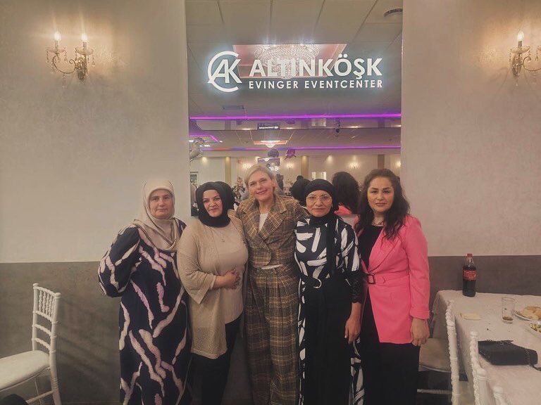 UIDBottrop's tweet image. UID RUHR DORTMUND ŞUBESİNDEN AHMET BEKTAŞ BAŞKANIMIZIN OĞLUNUN DÜĞÜNÜNE UID RUHR BOTTROP ŞUBESI ANAKADEME OLARAK KATILDIK. Çiftimize bir ömür mutluluklar dileriz.