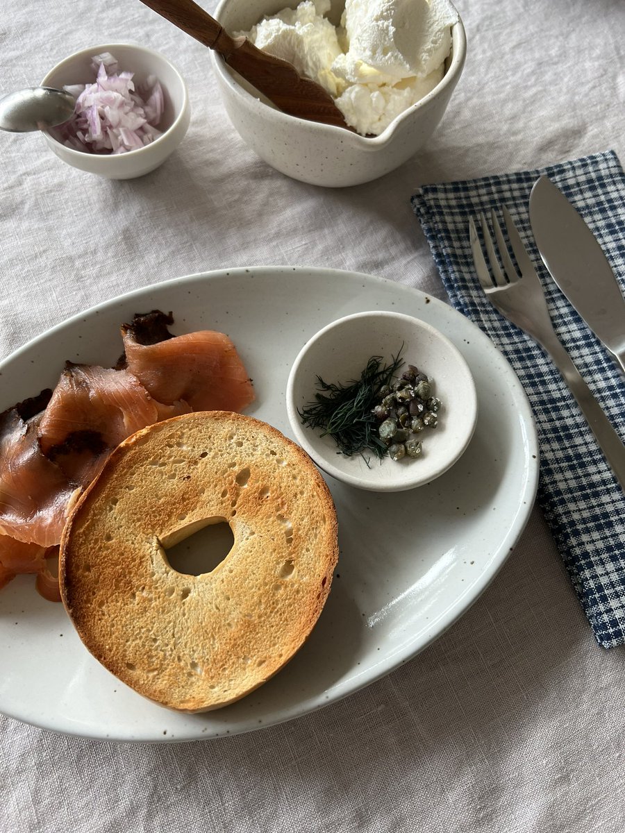 cafeivisit's tweet photo. Breakfast on Christmas Day 🎄 #MerryChrismas #bagle https://t.co/omzqId5nuB
