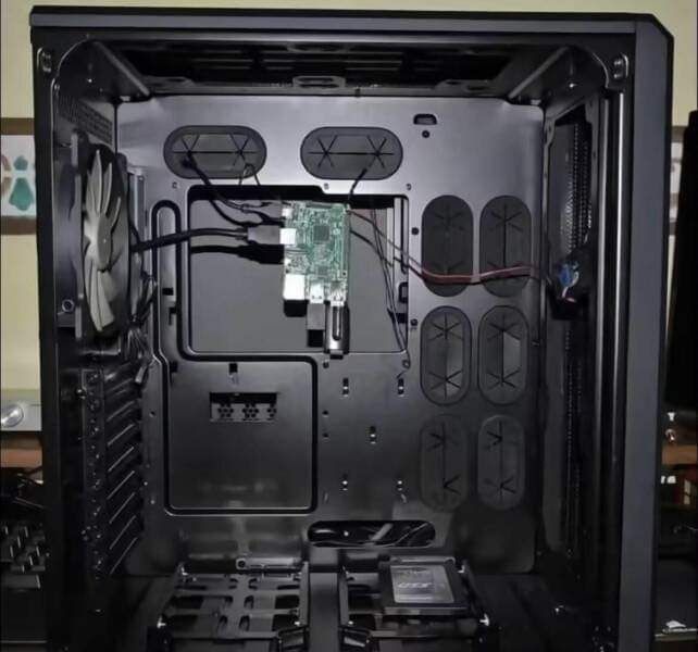 securityweekly's tweet photo. New PC is lit https://t.co/7fFazPABkw