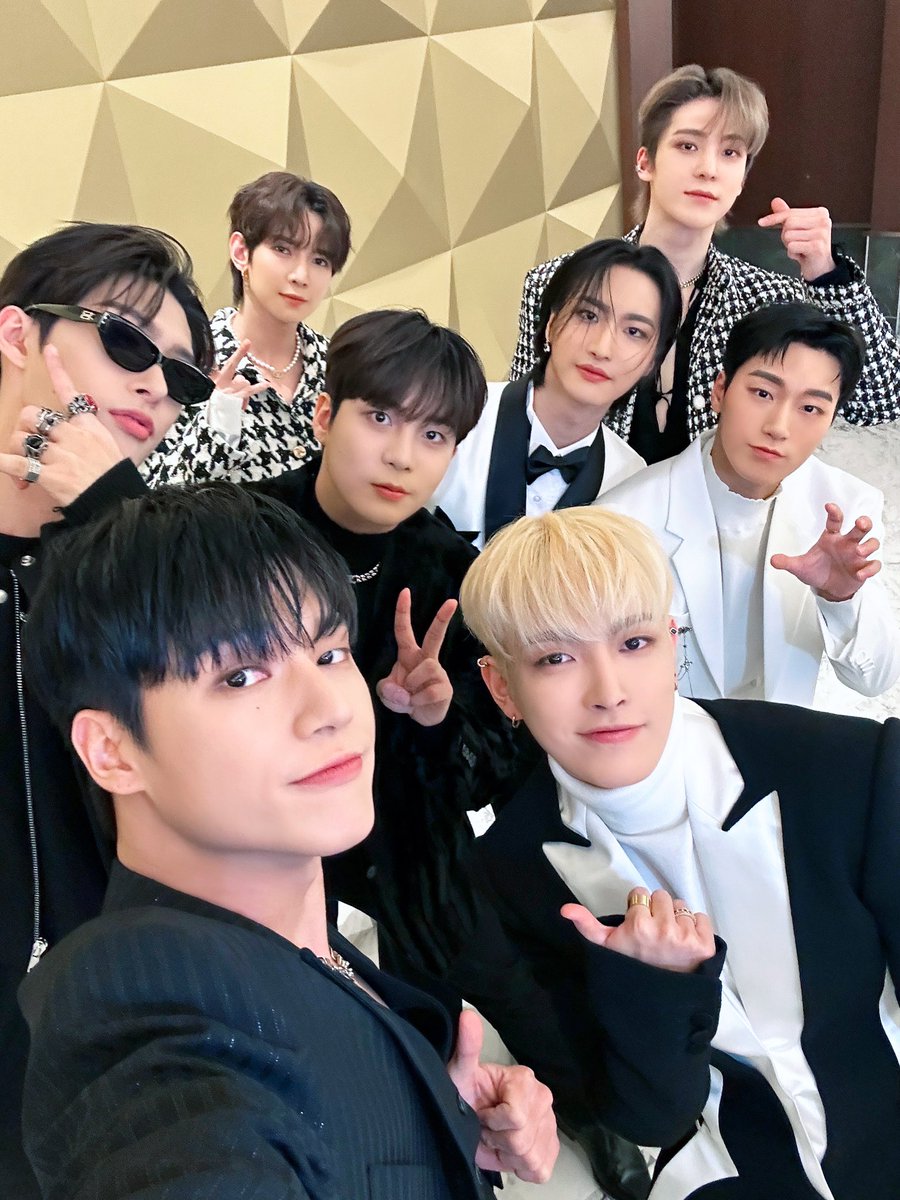 ATEEZofficial tweet picture