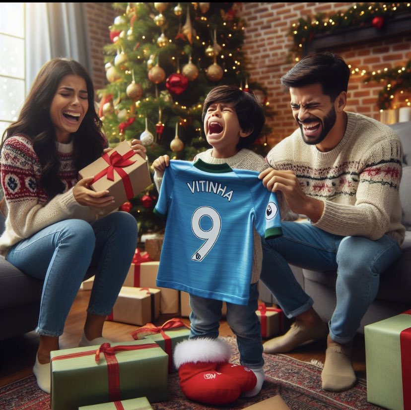 Marseille_BLR's tweet photo. Happy Holidays,  guys 🥳 Wish you all the best 🎅 https://t.co/Miim8XcyCU