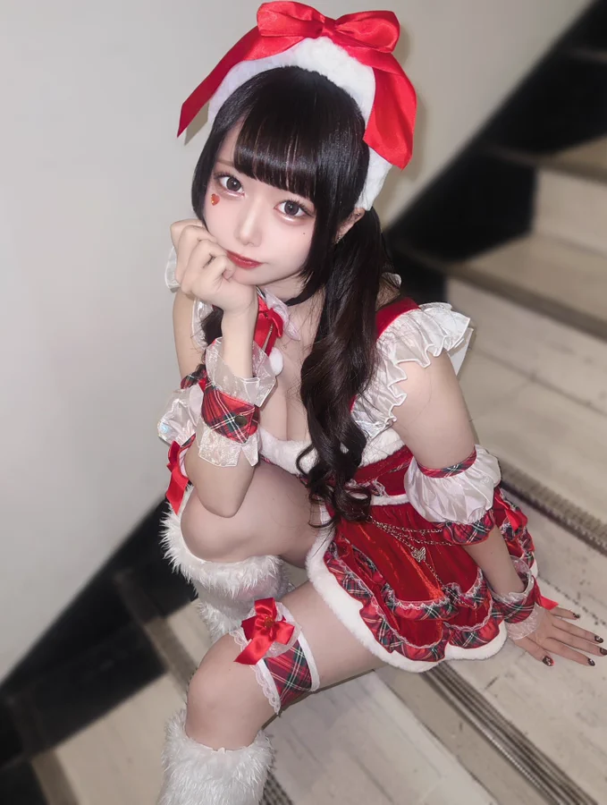 Asian girl Christmas costume