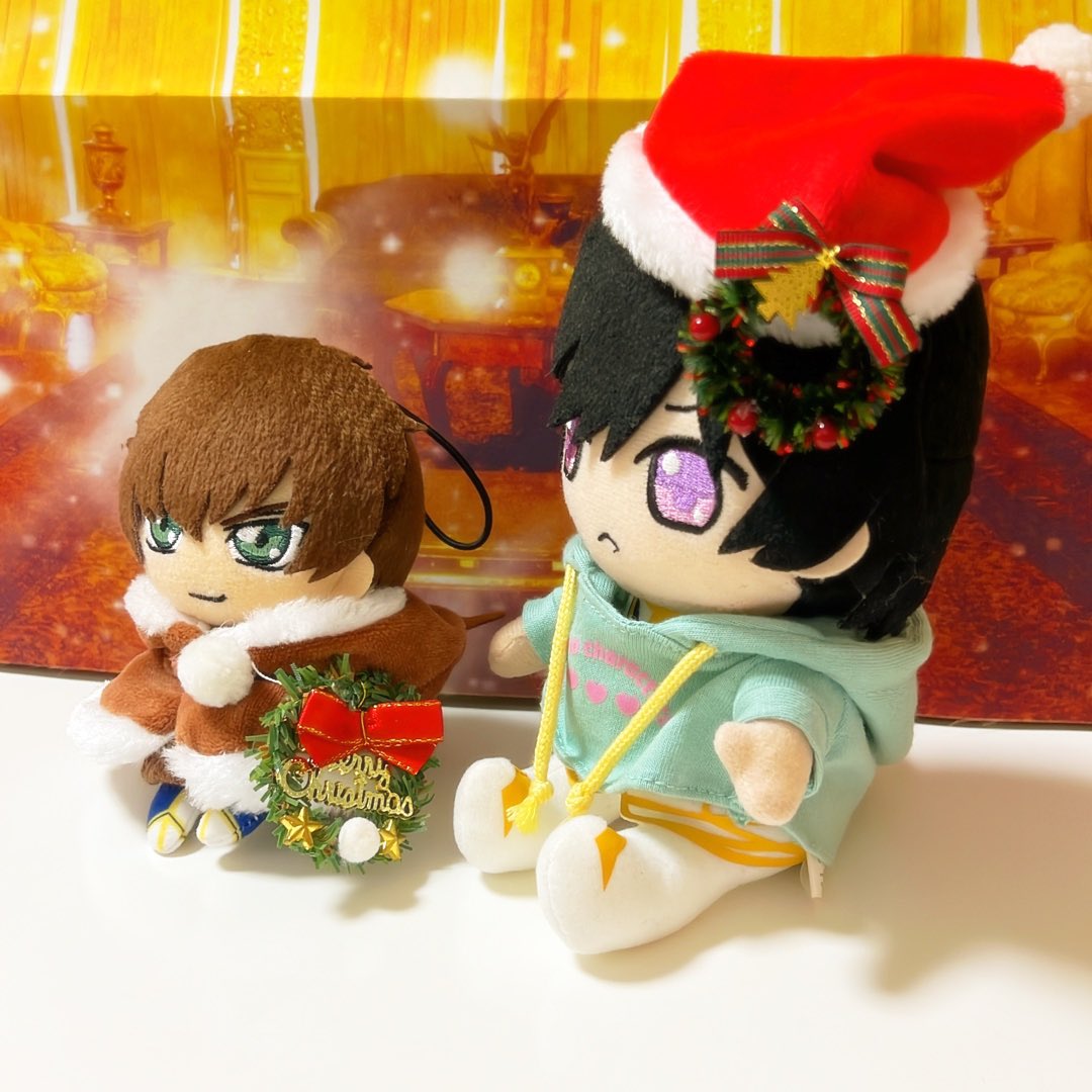 hotsure_tei's tweet photo. リースはアクセサリー (トナカイさん談)
 #本日のベビ帝

ぬ！(キリッとした表情で) https://t.co/SiJRMyJNLi