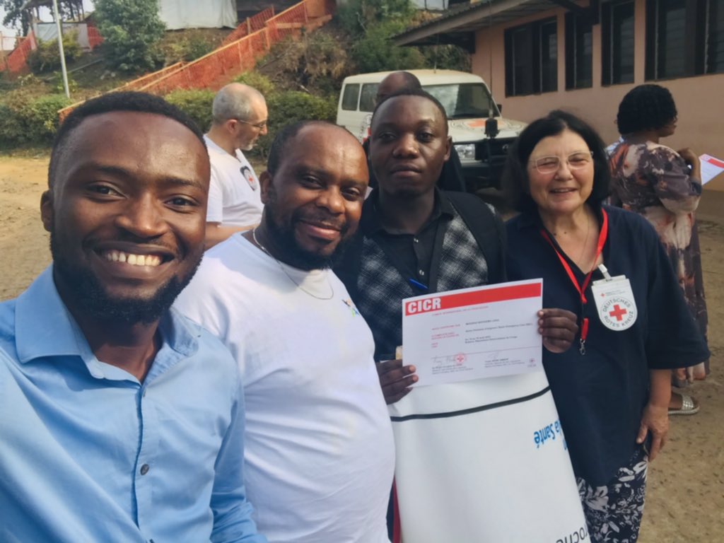 Williambaraka11's tweet photo. #BasicEmergencyCare course at #bukavu the approach to the acutely ill and injured, health emergencies happen every day, they affect adults and children this program is amazing trust me @SaferSurgery @Smiletrain @PTCfoundation @OMS_Afrique @PIH @KingsKCP @CICR_fr @VASTLearning https://t.co/EUM4PWaWpf