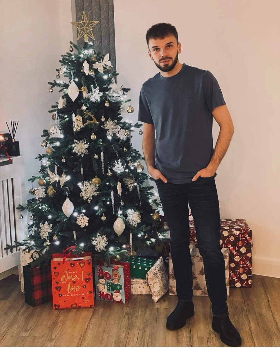ebytim98's tweet photo. Merry Christmas 🎅 https://t.co/RqX493nbTd