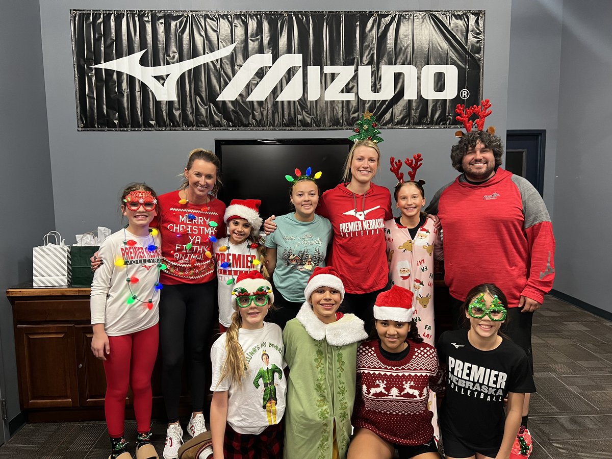 Premier 12 Gold tweet media