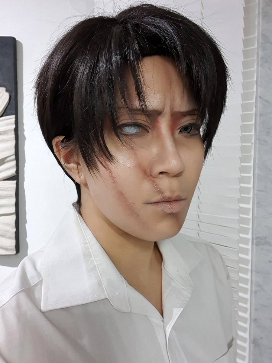 dermiej's tweet photo. Merry Christmas and HBD Levi (눈‸눈) 🎂🎉

Congrats on the finale AoT! An unforgettable 10-year journey 😭💖

#leviackerman #levicosplay #shingekinokyojin #attackontitan #aot #attackontitancosplay #進撃の巨人 #リヴァイ #リヴァイ兵長 #リヴァイ兵長生誕祭 https://t.co/gJxeelmBeX