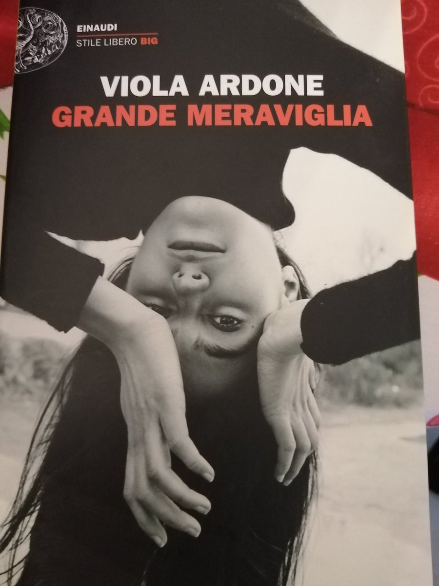 AlexContiac's tweet photo. @viola_ardone E nel pomeriggio arriva anche Grande Meraviglia @viola_ardone questo Natale non poteva andare meglio di così 😍🌟 https://t.co/KLADLjluQy