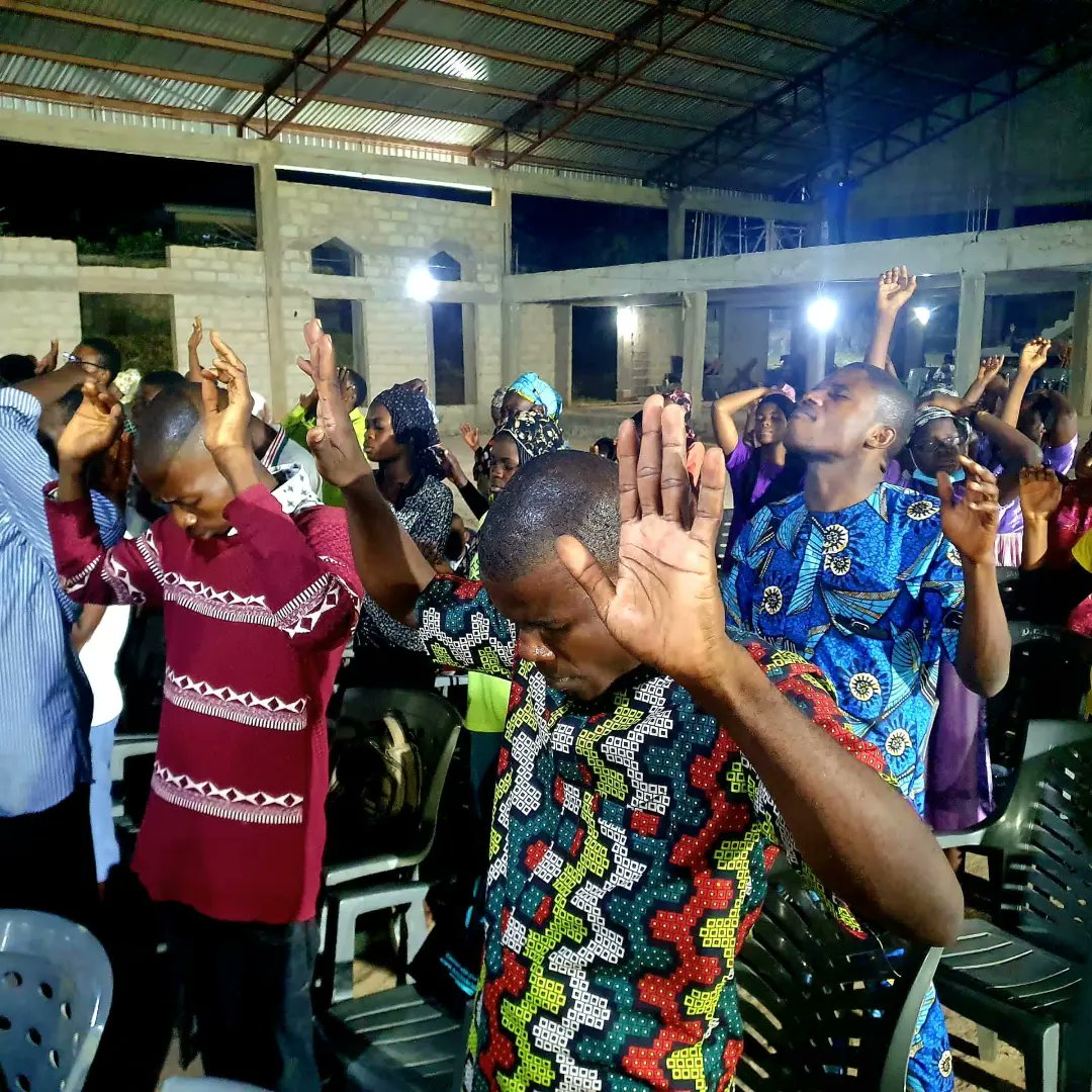 FutaDlcf's tweet photo. #GCKLagos
#DLDR2023
#GCKEmmanuel
Yesterday's GCK message highlighted "Emmanuel - The marvelous God with the glorious gospel." We learned that this gospel comes with Christ's promised presence, filling the emptiness within us. Worldly knowledge can't fill this void. https://t.co/oWYRkAmGP4