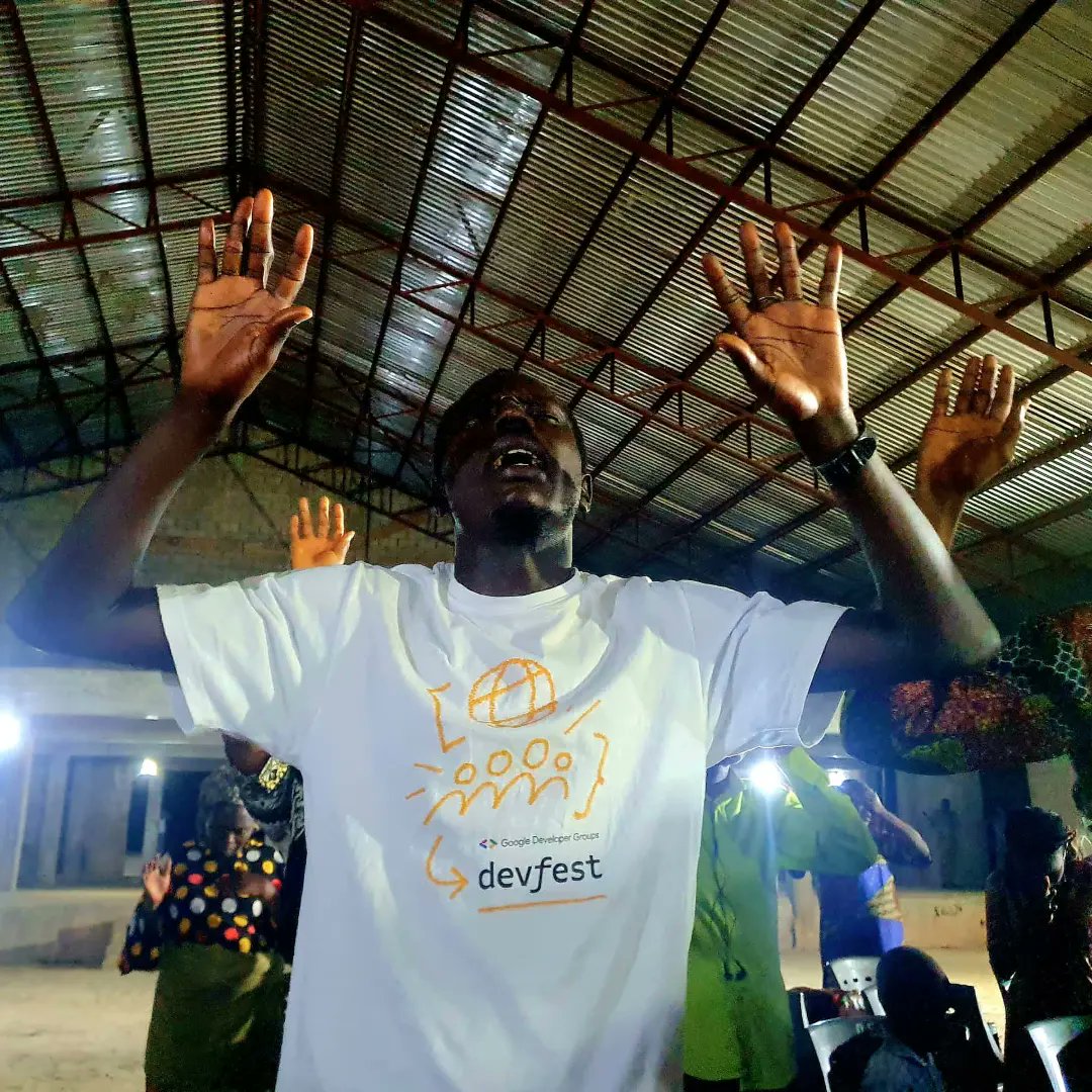 FutaDlcf's tweet photo. #GCKLagos
#DLDR2023
#GCKEmmanuel
Yesterday's GCK message highlighted "Emmanuel - The marvelous God with the glorious gospel." We learned that this gospel comes with Christ's promised presence, filling the emptiness within us. Worldly knowledge can't fill this void. https://t.co/oWYRkAmGP4