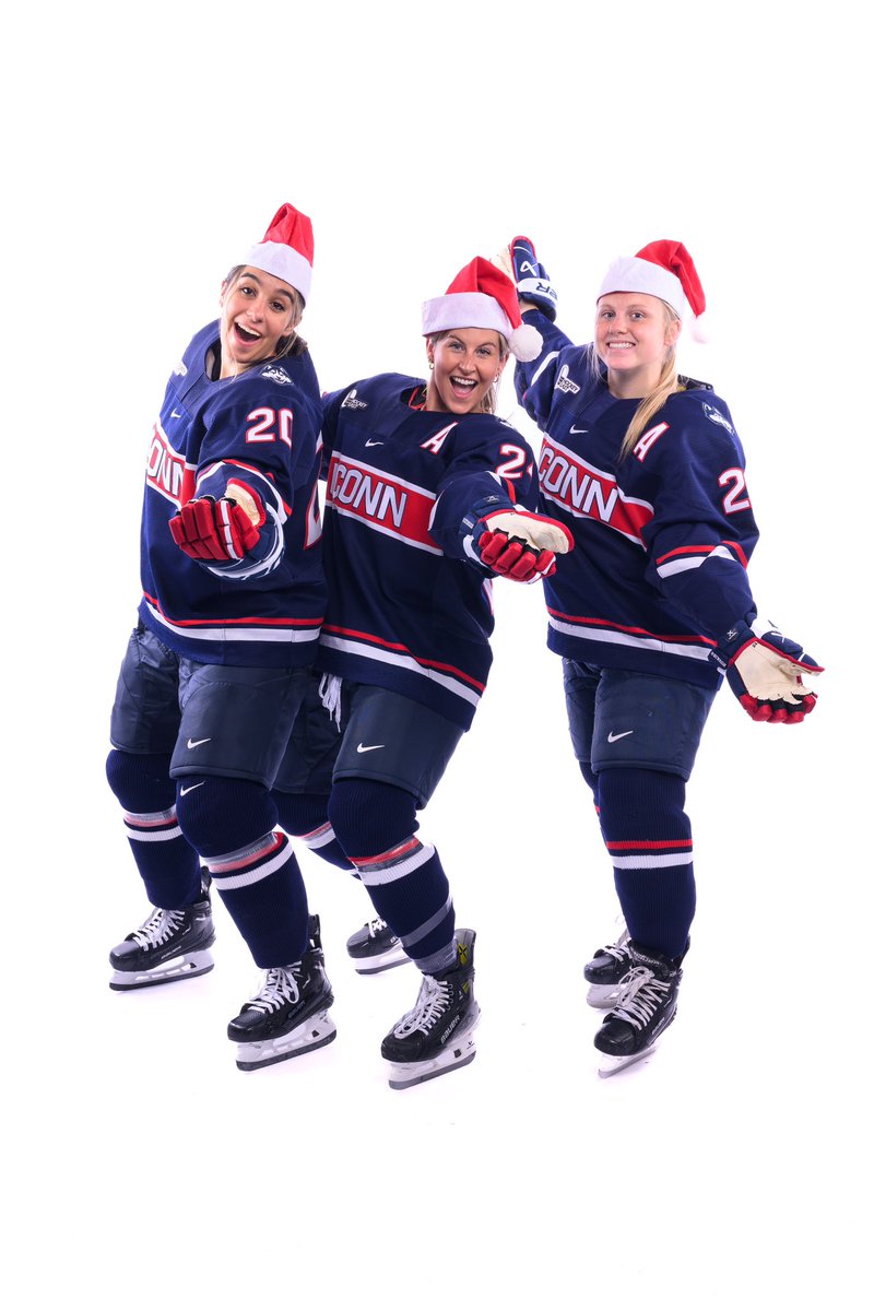 Here to spread holiday cheer 🧑‍🎄🎄

Merry Christmas to all who celebrate!! ❤️💚