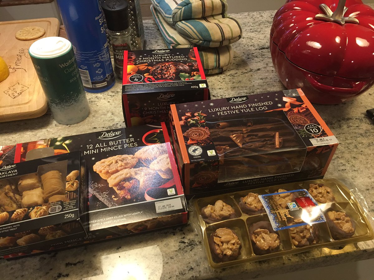 Cheeseandpickl2's tweet photo. All my Christmas dessert goodies! From @LidlGB https://t.co/oyHQks8uDA