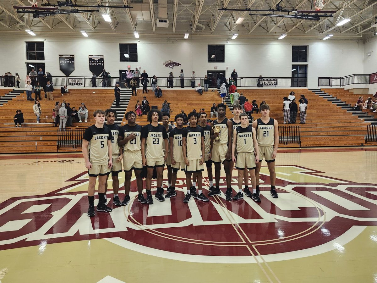 TLH Basketball tweet media