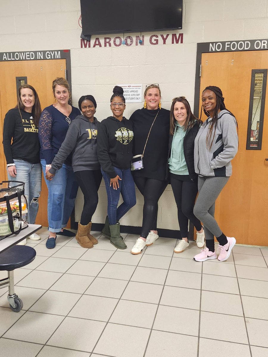 TLH Basketball tweet media