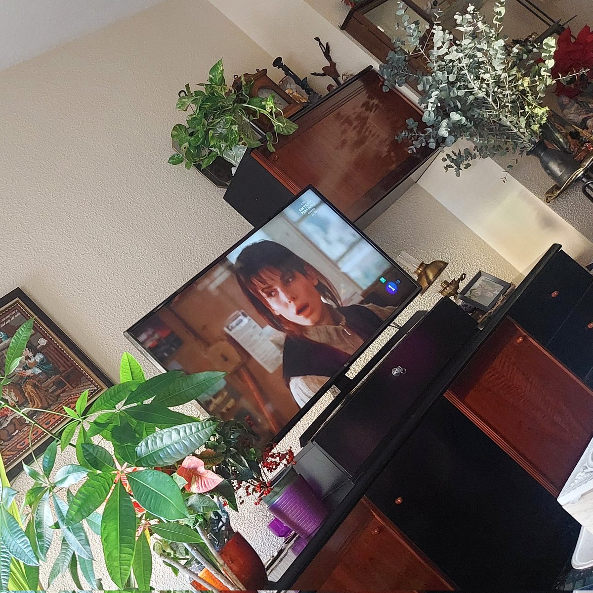 Una de mi top ten de rom coms navideñas en la 1! Gracias por el regalo de Navidad