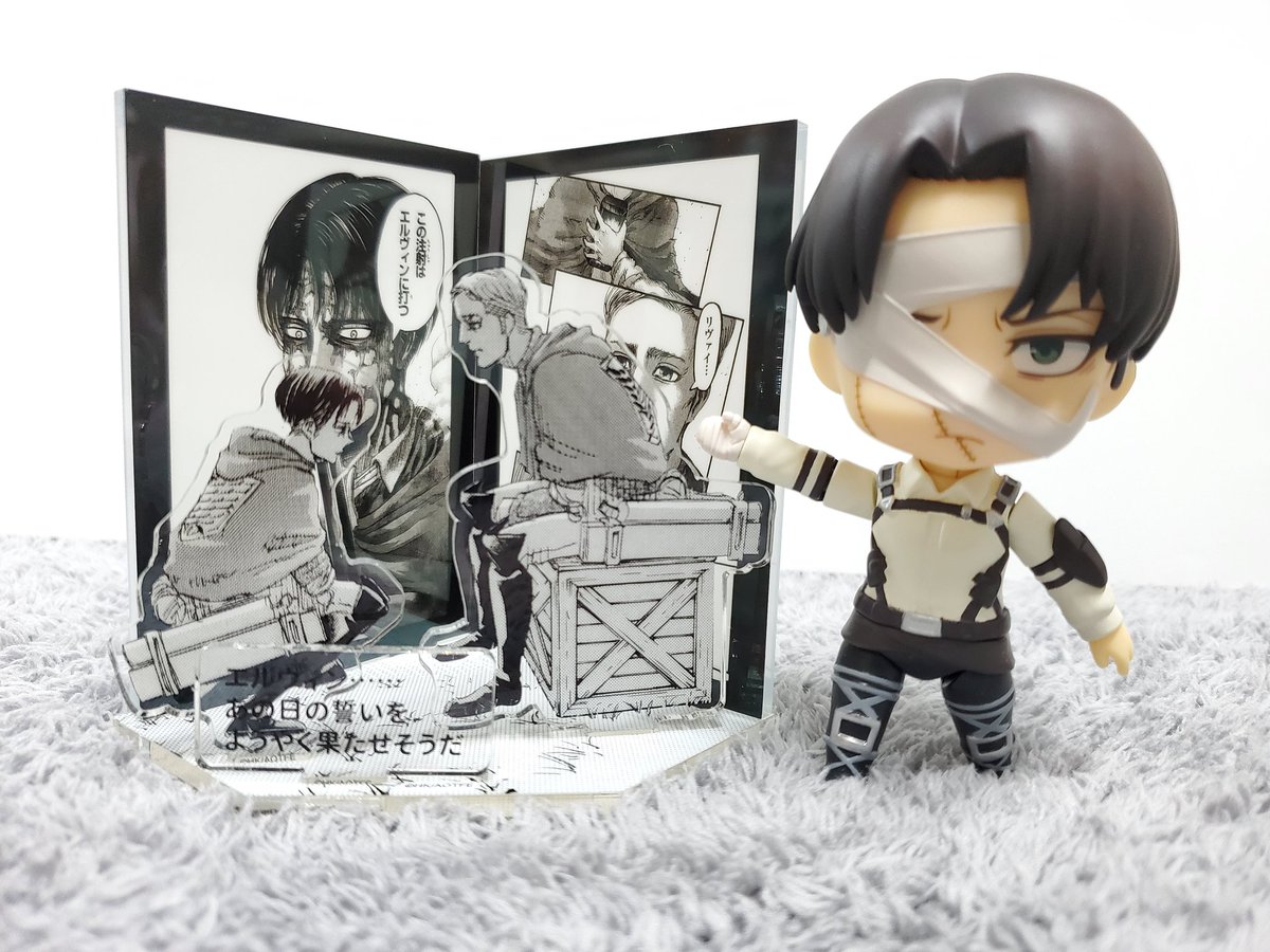 fakekage's tweet photo. 兵長生日快樂🎂
沒時間了簡單擺😂

#エルリのリヴァイ生誕祭2023 https://t.co/r9FV67UCXM