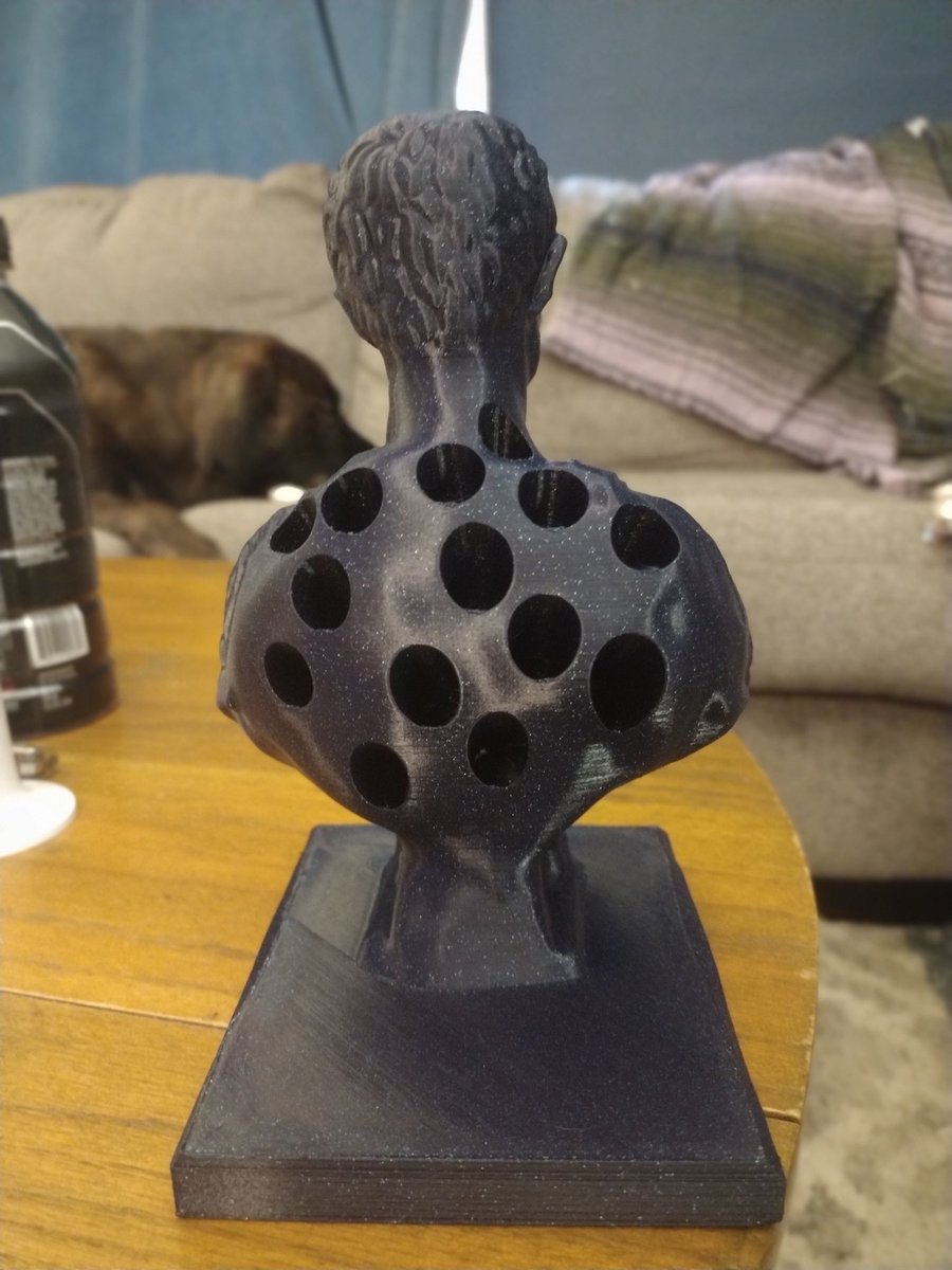 PlantDaddy91's tweet photo. So thankful that this finished in time to be a #Christmas present for my Archivist wife.
Printed on my @Sovol3d SV06
Filament used @Polymaker_3D Galaxy blue.
#MerryChristmas to all. May your day be full of love and surrounded by those closest!
#bambusanta #elegoochristmas https://t.co/Zaur6K8wFr