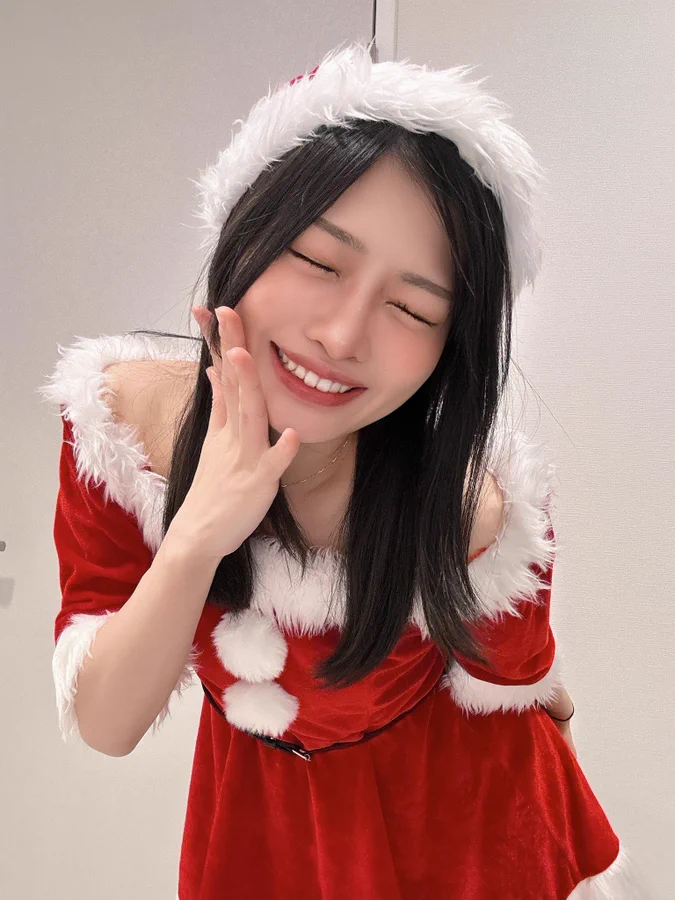 Asian girl Christmas costume
