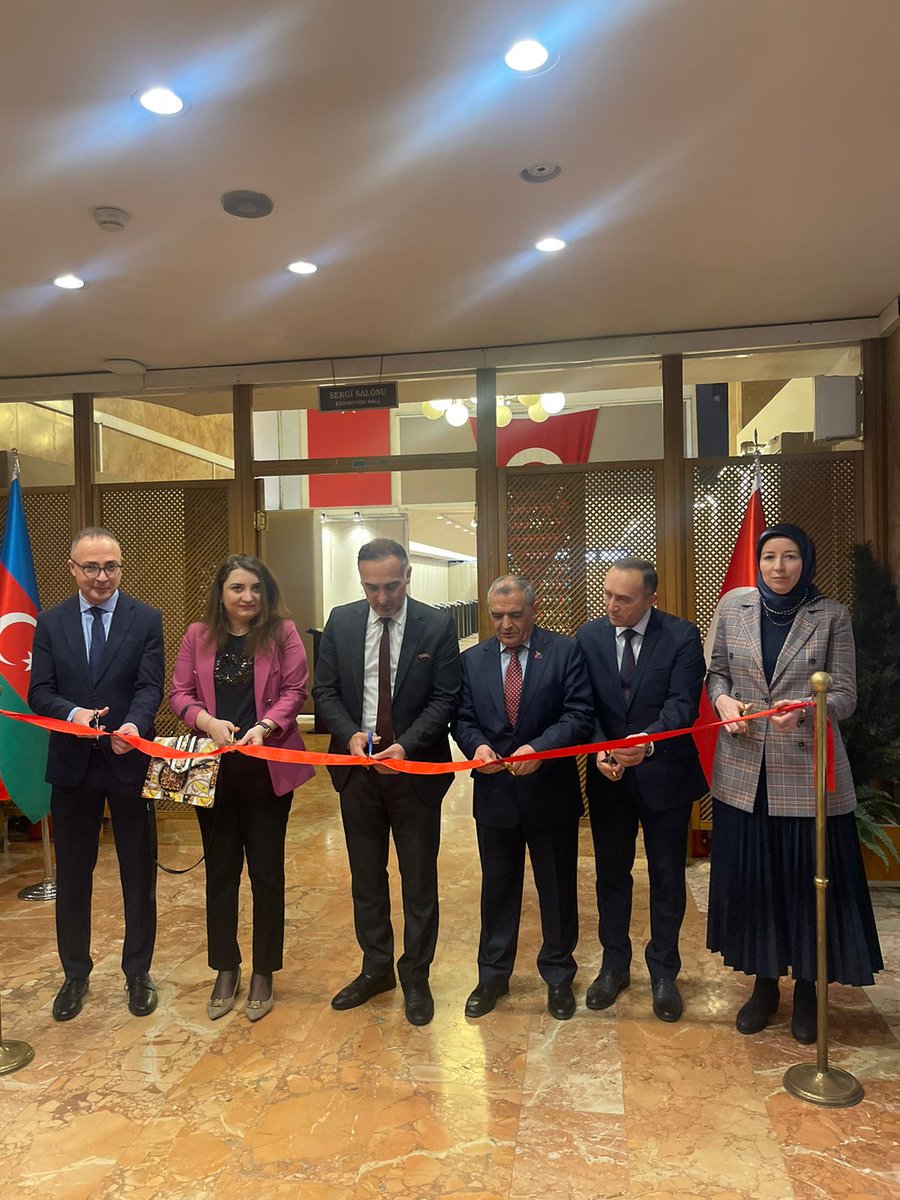 culture_gov_az's tweet photo. Azərbaycan Milli Kitabxanasının 100 illik yubileyi TÜRKSOY-da qeyd edilib
Ətraflı: https://t.co/hvboFNVpqX
#Azərbaycan #TÜRKSOY #MədəniyyətNazirliyi #MilliKitabxana #mədəniyyət #kitab #yubiley https://t.co/yi8QdVDMgK
