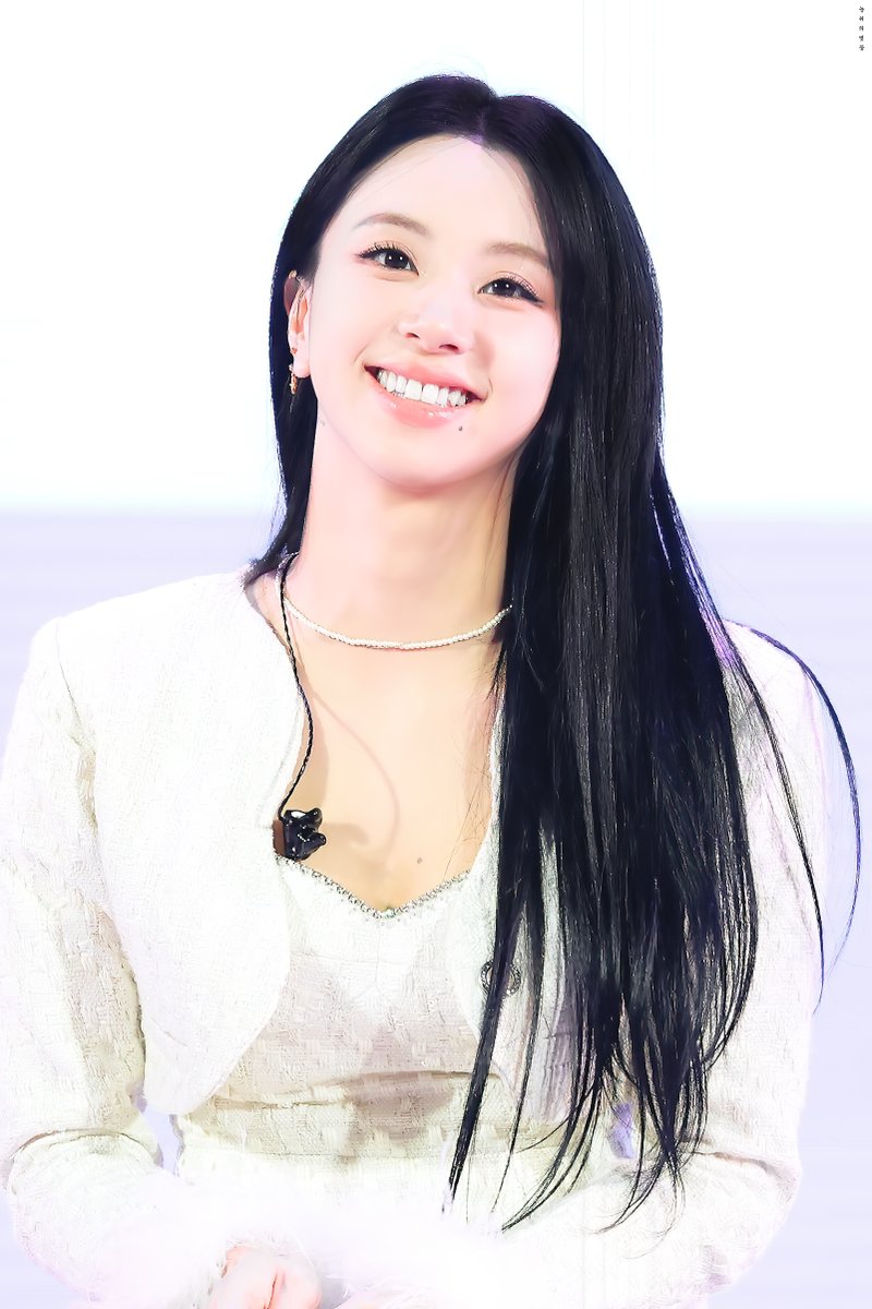 SnowBIossom_'s tweet photo. 🍓231015 #채영 💋. 

    ☃️ 메리 화이트 크리스마스 🎄

#트와이스 #TWICE #トゥワイス 
#CHAEYOUNG #チェヨン https://t.co/Vz1Bav0MpI