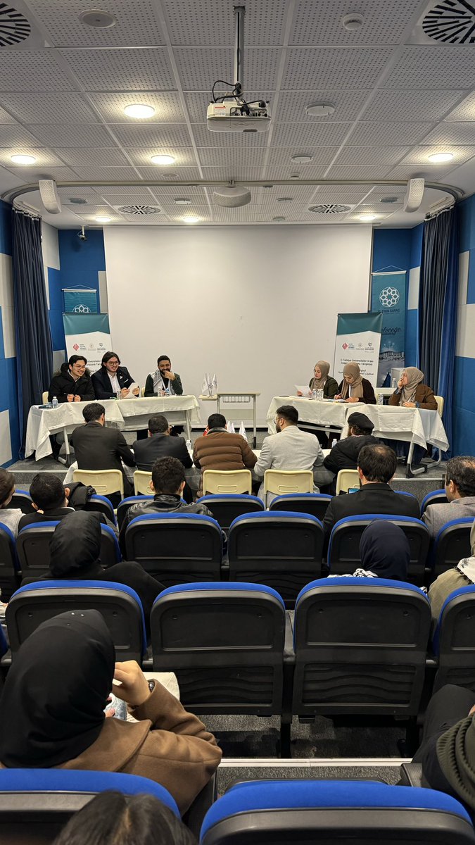 adcfsm's tweet photo. مناظرة المركز الثالث
حظا موافقا للفريقين 🤝
#المناظرة #الجامعات #العربية #التعليم https://t.co/d3Z2atSwxj