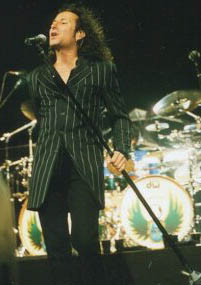 DHGolland's tweet photo. On this day in #JourneyMusic history, 2006: @MusicSF #AidinVaziri of the #SFChronicle suggests that replacing #SteveAugeri was based not on a throat infection but rather on the lip-syncing scandal. https://t.co/svtdc0rGK1 https://t.co/jT7oBPPBg6