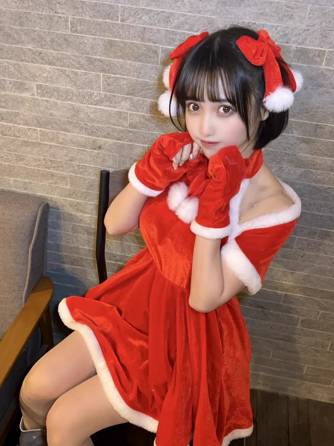 Asian girl Christmas costume