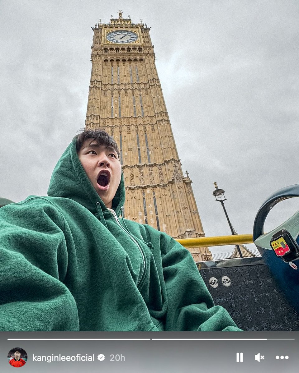 Ligue1_ENG's tweet photo. Lee Kang-In enjoying his holidays 🤣🇰🇷❤️ https://t.co/bEfMz9p7i1