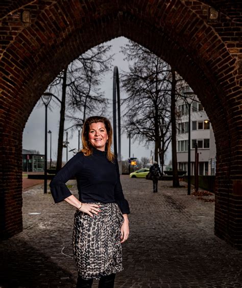 G11Sven's tweet photo. 1/2 Christianne #freeweefster van der Wal
VVD🚩'#stikstofminister'🚩. Was niks, is niks, wordt niks. Stikstof- & #SDG-waanzin🚩. #MtF? Gates' @picnic 💰. Boerensloper cf. Agenda2030🚩. #Gegroomed om juist nu ons voedsel/natuur te slopen. #Shill.
#UnderArch
#Wall
#MtF?
#PicNic! https://t.co/aa0e6Xy55Z