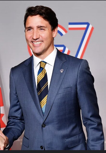 Crystal 🇨🇦 tweet media