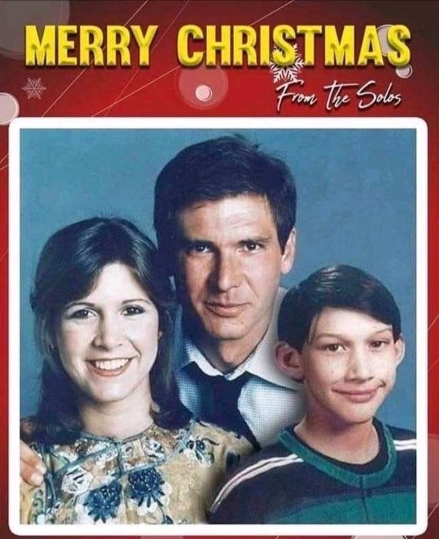 What a lovely family. 🥰

#StarWars #Christmas